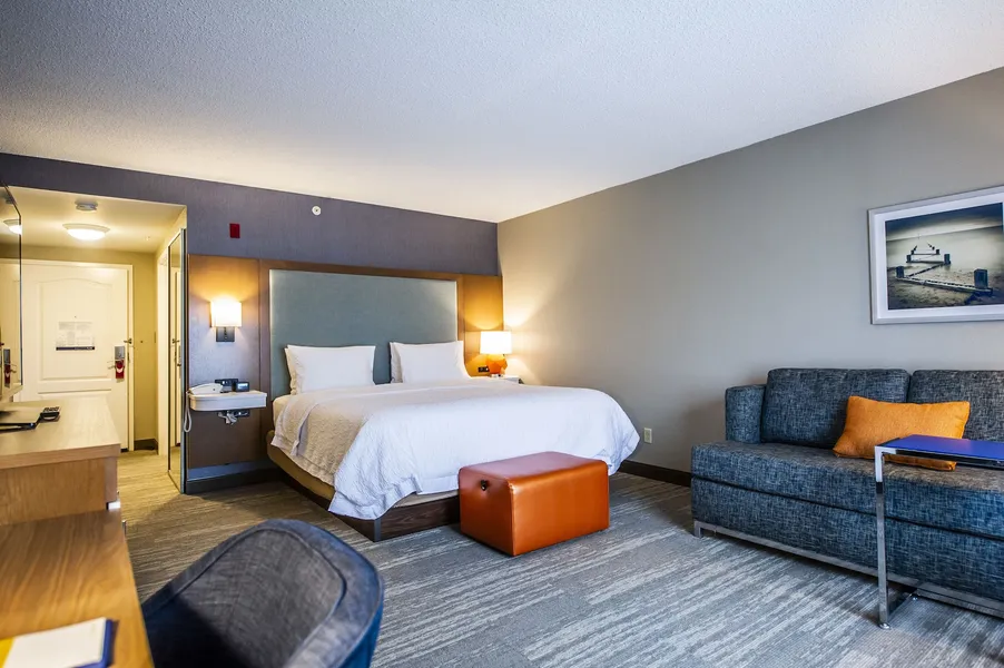 Hampton Inn South Kingstown - Newport Area hotel detail image 6