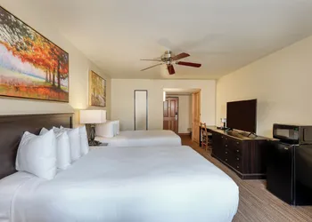 John Muir Lodge hotel thumbnail 7