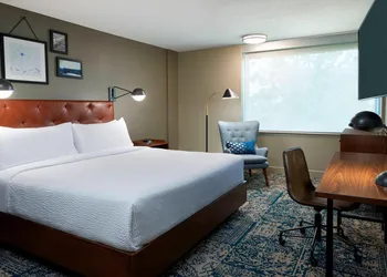 Four Points by Sheraton Toronto Airport hotel thumbnail 5
