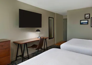 Four Points by Sheraton Toronto Airport hotel thumbnail 6