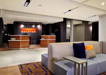 Courtyard by Marriott Victoria hotel thumbnail 2