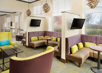 Hilton Garden Inn Hartford North/Bradley Int'l Airport hotel thumbnail 3