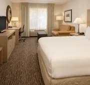 DoubleTree by Hilton Portland - Tigard hotel detail image 5