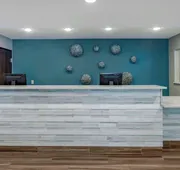 Comfort Inn & Suites Tualatin - Lake Oswego South hotel detail image 3