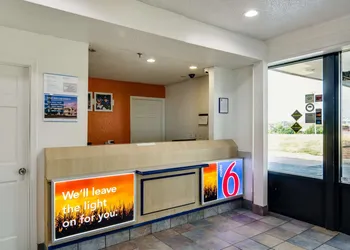 Motel 6 Waukegan, IL hotel thumbnail 2
