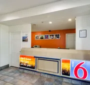 Motel 6 Waukegan, IL hotel detail image 4