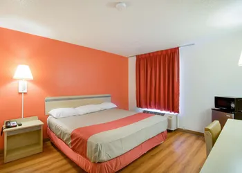 Motel 6 Waukegan, IL hotel thumbnail 7