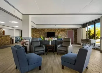 Clarion Inn & Suites Grand Rapids Airport hotel thumbnail 4