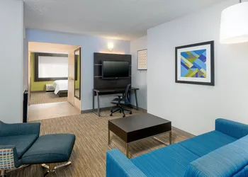 Holiday Inn Express Miami Airport Doral Area by IHG hotel thumbnail 8