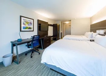 Holiday Inn Express & Suites Hood River by IHG hotel thumbnail 4