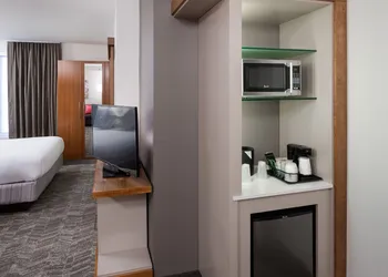 SpringHill Suites by Marriott Salt Lake City Airport hotel thumbnail 5