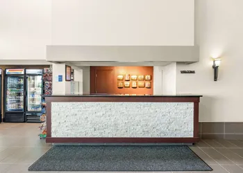 Best Western West Towne Suites hotel thumbnail 4