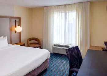Fairfield Inn & Suites by Marriott Edmond hotel thumbnail 7