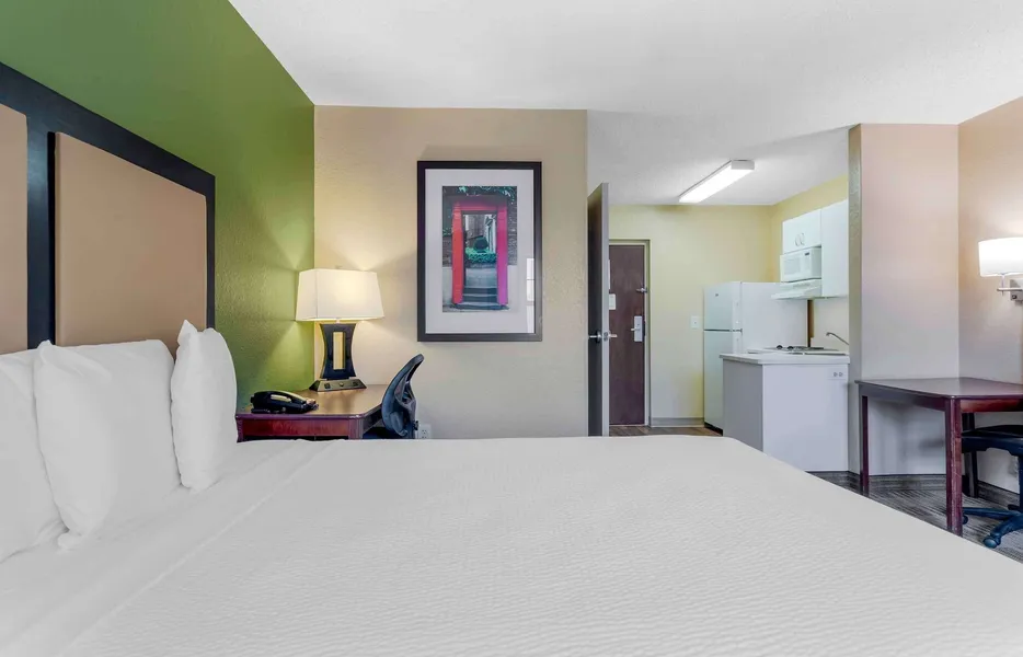Extended Stay America Suites Houston Galleria Westheimer hotel detail image 6
