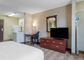 Extended Stay America Suites Houston Galleria Westheimer hotel thumbnail 7