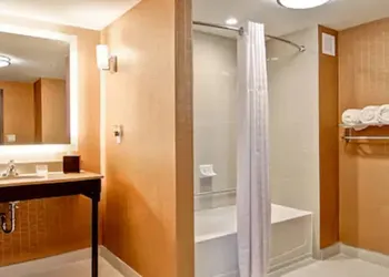 Homewood Suites by Hilton Waterloo/St. Jacobs hotel thumbnail 5