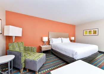 Holiday Inn Express Bernalillo by IHG hotel thumbnail 7