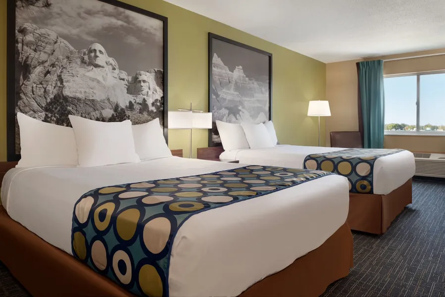 Super 8 by Wyndham Sioux Falls hotel detail image 6