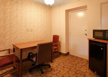Best Western Airport hotel thumbnail 5