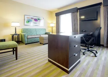 Hampton Inn & Suites Toledo/Westgate hotel thumbnail 7