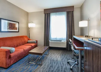 Holiday Inn Express Redwood City-Central by IHG hotel thumbnail 2