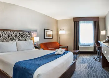 Holiday Inn Express Redwood City-Central by IHG hotel thumbnail 5