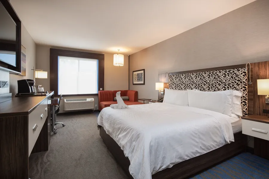 Holiday Inn Express Redwood City-Central by IHG hotel detail image 6