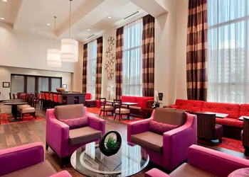 Hampton Inn & Suites Detroit / Airport - Romulus hotel thumbnail 5