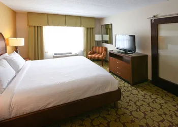 Hilton Garden Inn Olathe hotel thumbnail 4