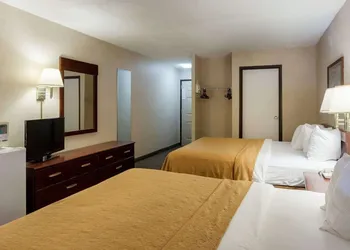 Quality Inn Robinsonville hotel thumbnail 6