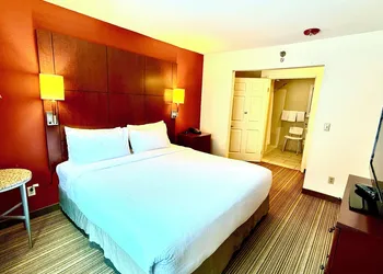 Primestay Extended Suites hotel thumbnail 5