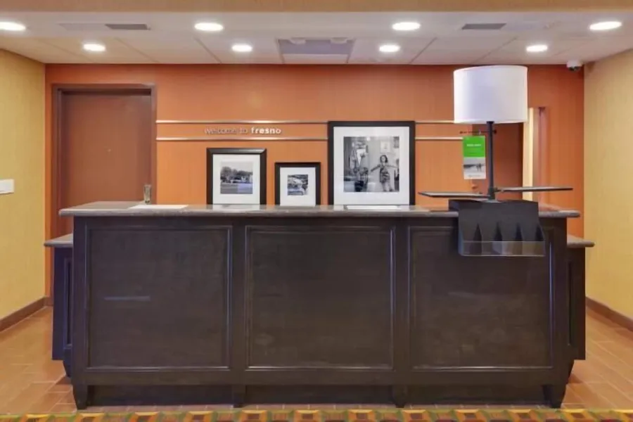 Hampton Inn & Suites Fresno-Northwest hotel detail image 2