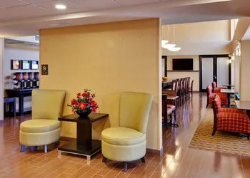 Hampton Inn & Suites Fresno-Northwest hotel thumbnail 3