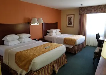 Days Inn & Suites by Wyndham Red Rock-Gallup hotel thumbnail 6