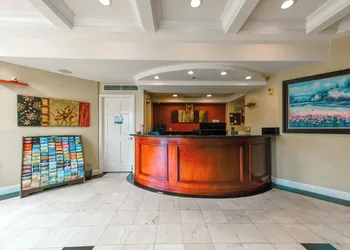Gateway Inn & Suites San Francisco SFO Airport hotel thumbnail 4