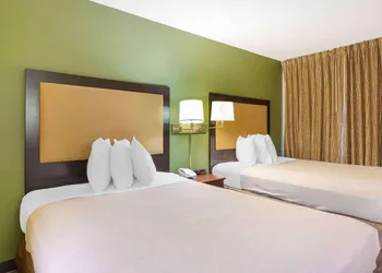 Studio 6 Suites Fresno North CA hotel thumbnail 8