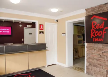 Red Roof Inn Williamsburg hotel thumbnail 3