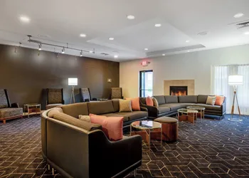 Courtyard by Marriott Columbus Airport hotel thumbnail 3