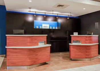 Courtyard by Marriott Columbus Airport hotel thumbnail 8