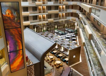 Embassy Suites by Hilton San Antonio Airport hotel thumbnail 2