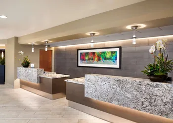 Embassy Suites by Hilton San Antonio Airport hotel thumbnail 3