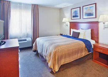 Candlewood Suites Columbus Fort Benning by IHG hotel thumbnail 7