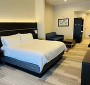 Holiday Inn Express & Suites Salinas by IHG hotel detail image 5