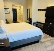 Holiday Inn Express & Suites Salinas by IHG hotel detail image 7