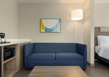 Holiday Inn Express & Suites Fort Lauderdale Airport South by IHG hotel thumbnail 8