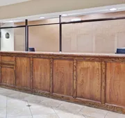 Super 8 by Wyndham IAH West/Greenspoint hotel detail image 3
