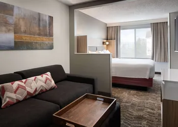 Sonesta Select Seattle Renton Suites hotel thumbnail 5