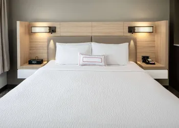 Sonesta Select Seattle Renton Suites hotel thumbnail 8