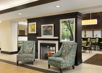 Hampton Inn & Suites Mahwah hotel thumbnail 2