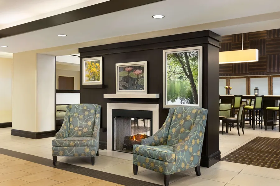 Hampton Inn & Suites Mahwah hotel detail image 2